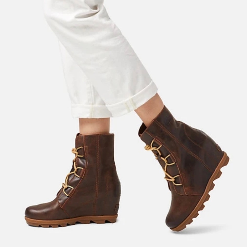 NWT SOREL Joan of Arctic II Waterproof Wedge Boot